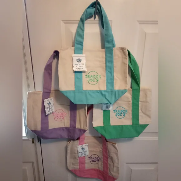 Set of 4 Trader Joe's Mini Pastel Canvas Totes - Picture 3 of 9